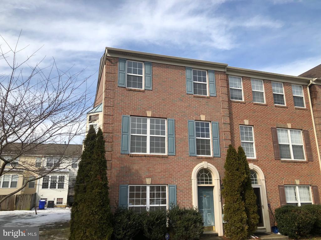 11834 MORDYSHIRE PLACE Waldorf Home Listings - DeHanas Real Estate Services Maryland Real Estate, Property Management, New Construction, Bank-Owned Homes, Short Sales, Foreclosures
