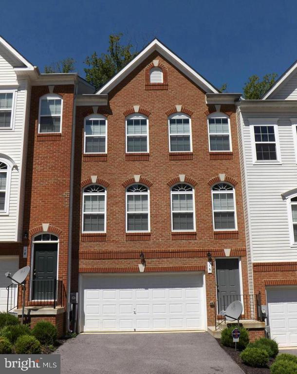 16 KEARNEY WAY Waldorf Home Listings - DeHanas Real Estate Services Maryland Real Estate, Property Management, New Construction, Bank-Owned Homes, Short Sales, Foreclosures