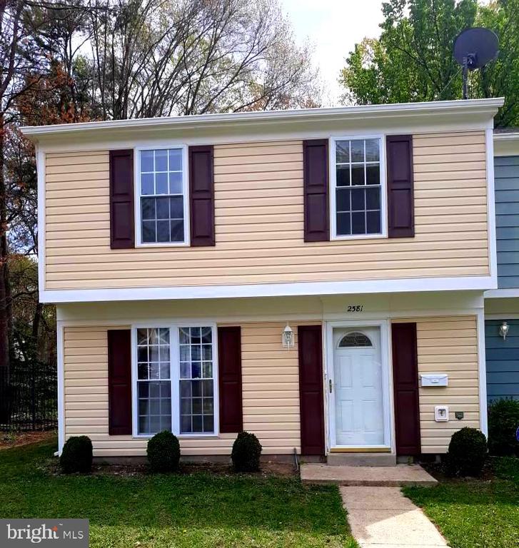 2581 Robinson Place Waldorf Home Listings - DeHanas Real Estate Services Maryland Real Estate, Property Management, New Construction, Bank-Owned Homes, Short Sales, Foreclosures