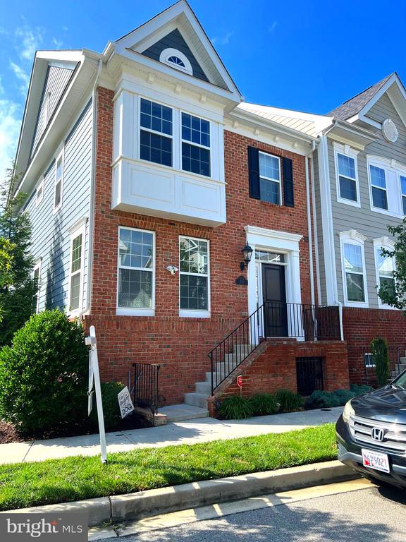 16 MUSTANG DRIVE Waldorf Home Listings - DeHanas Real Estate Services Maryland Real Estate, Property Management, New Construction, Bank-Owned Homes, Short Sales, Foreclosures